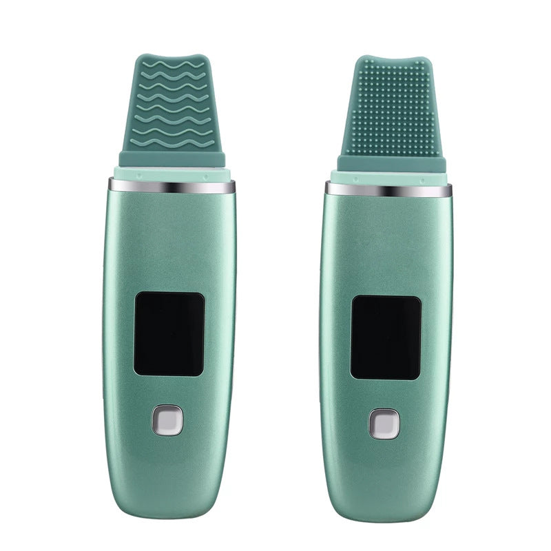 Ultrasonic skin scrubber in use